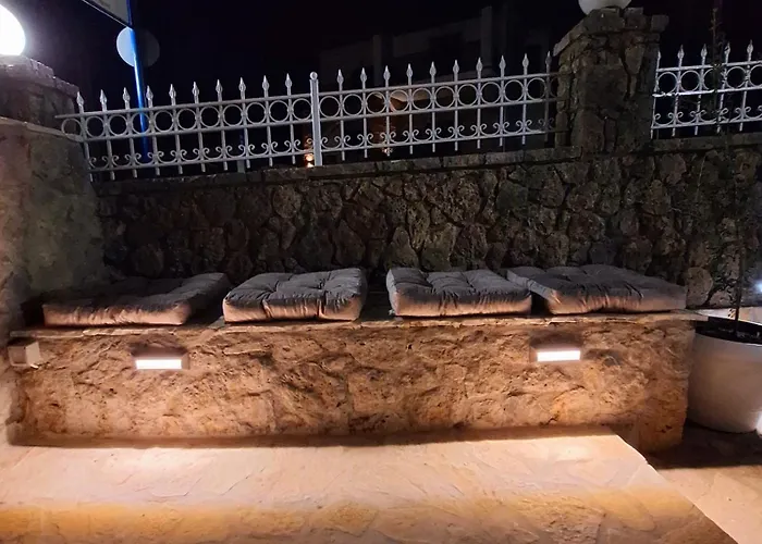 Διαμέρισμα Ninas Pool I