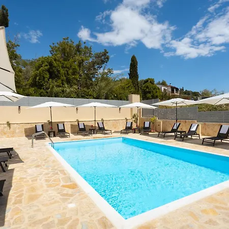 Διαμέρισμα Ninas Pool I