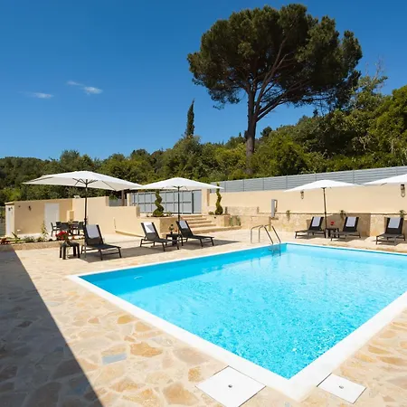 Διαμέρισμα Ninas Pool I